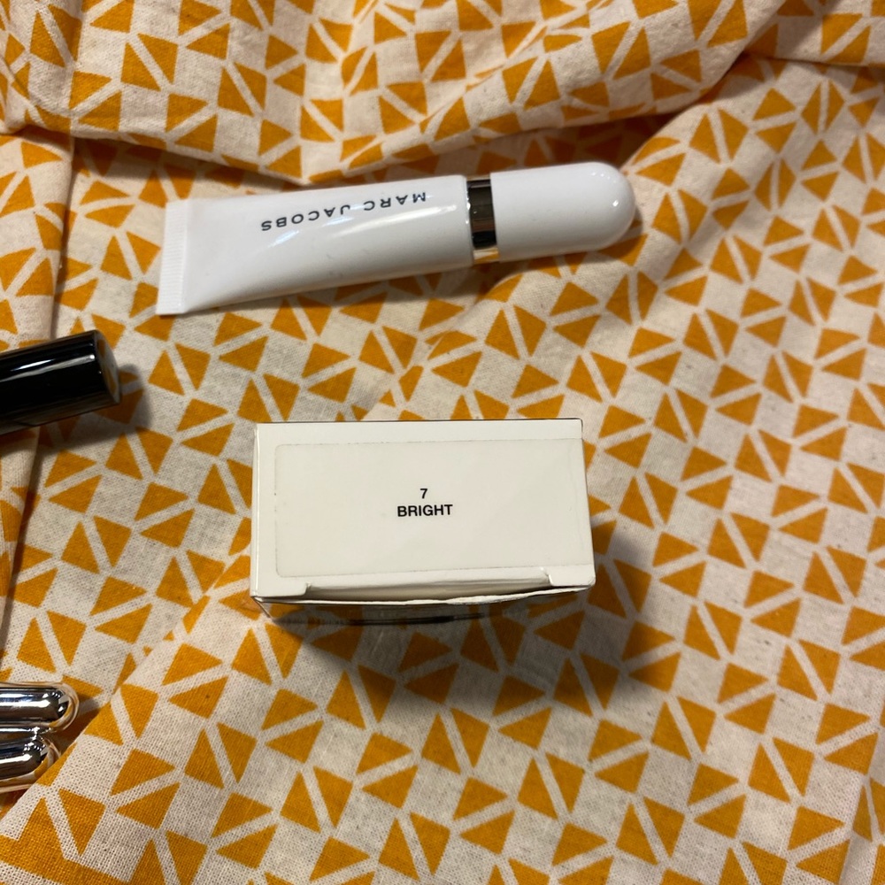 Marc Jacobs Bundle - Picture 3 of 4